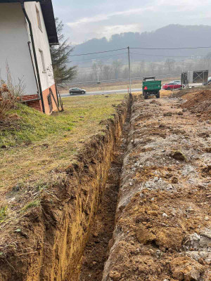 Duga Resa; Urbana vila s 9 stanova