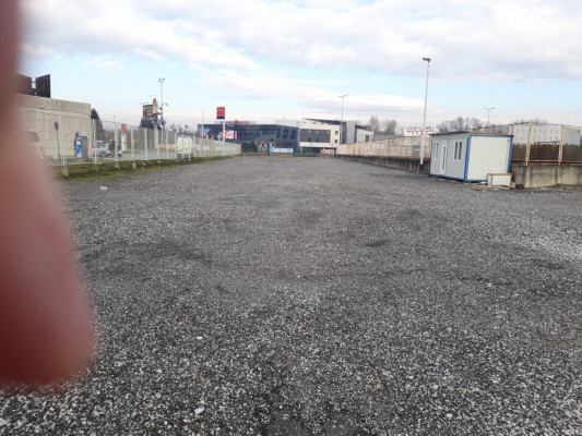 Slavonska avenija- istok,  građevinsko zemljište, 7200 m2