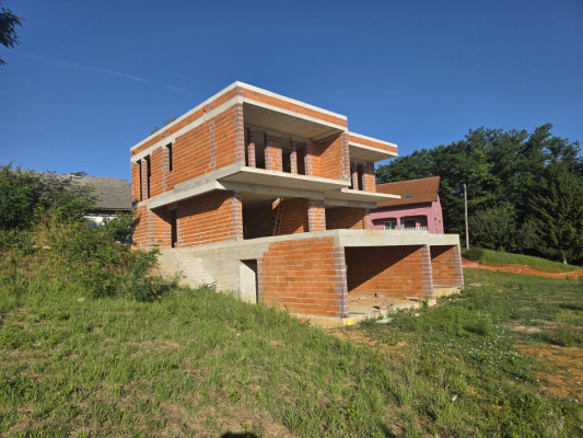 Stan: Duga Resa, 162.00 m2, novogradnja (prodaja)