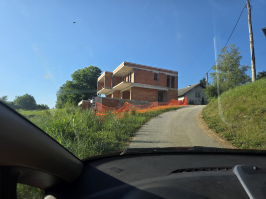 Stan: Duga Resa, 162.00 m2, novogradnja (prodaja)