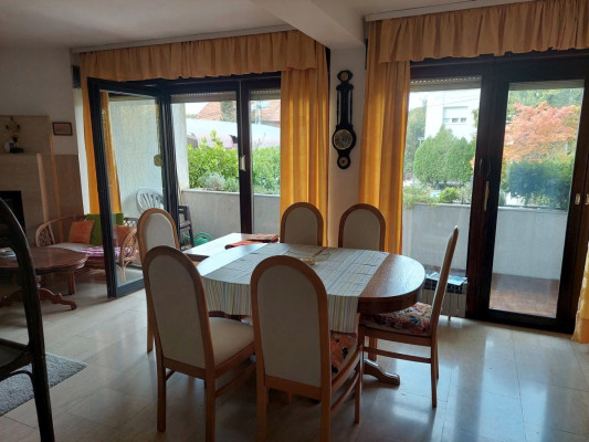 Stan: Zagreb (Remete), 100.00 m2 (iznajmljivanje)