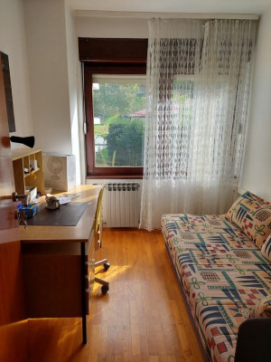 Stan: Zagreb (Remete), 100.00 m2 (iznajmljivanje)