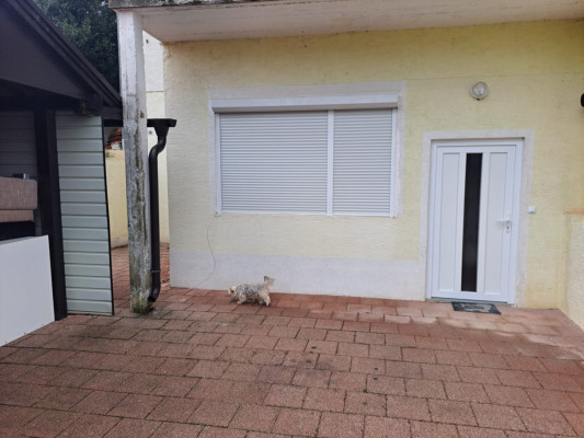 Zagreb, 2 dvosobna stana po 50 m2, najam