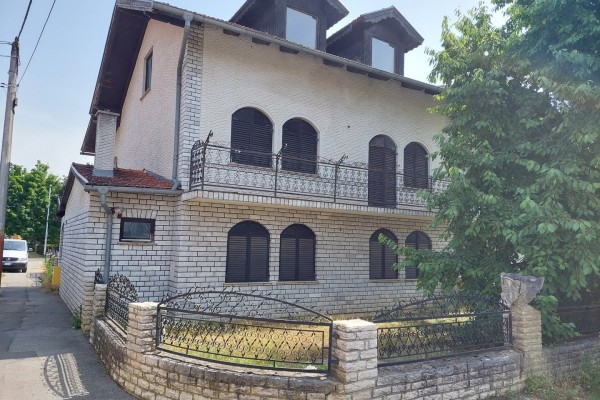 Zagreb,Dubrava-Trnovčica, kuća katnica, 330 m²