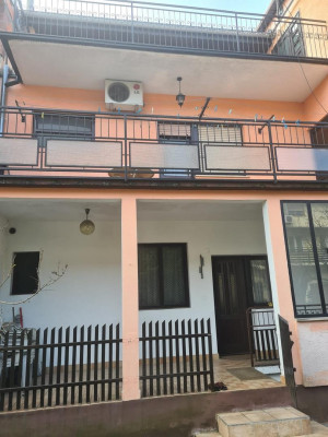 Zagreb,Dubrava-Trnovčica, kuća katnica, 250 m²